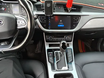 Geely Auto Emgrand GS 2019, 78700 км, за 39897.28 CNY - фото 14