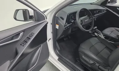 Kia Niro 2022, 104342 км, за 18500000 KRW - фото 11