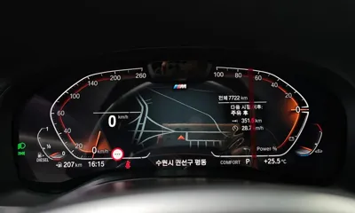 BMW X4 2025, 7722 км, за 80000000 KRW - фото 8