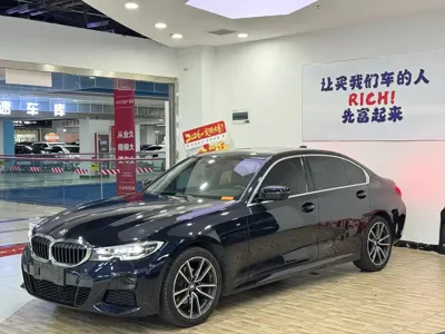 BMW 3 Series 2022, 64000 км, за 139800 CNY