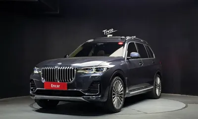 BMW X7 · 2022 год