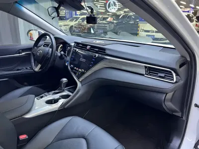 Toyota Camry 2020, 68000 км, за 91800 CNY - фото 12