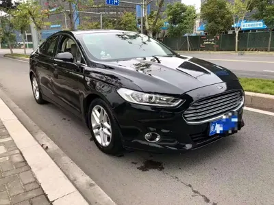 Ford Mondeo 2015, 80000 км, за 24000 CNY