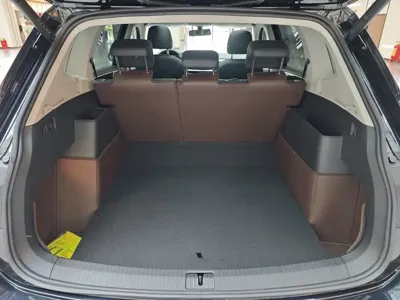 Volkswagen Tiguan L 2025, 7300 км, за 125800 CNY - фото 9
