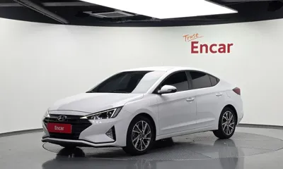 Hyundai Avante 2019, 68193 км, за 10900000 KRW - фото 1