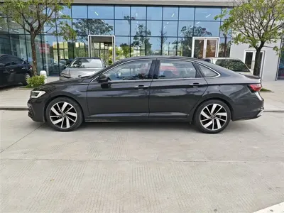 Volkswagen Sagitar 2023, 54300 км, за 76800 CNY