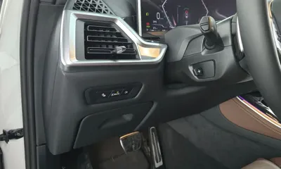 BMW X5 2025, 5538 км, за 129900000 KRW - фото 20