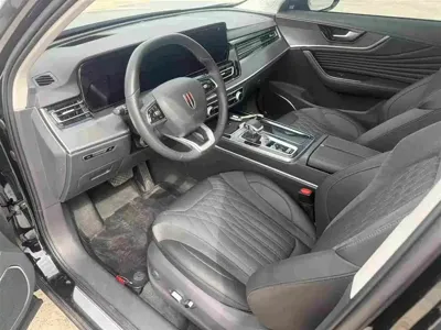 Hongqi Hongqi HS5 2024, 9000 км, за 99800 CNY