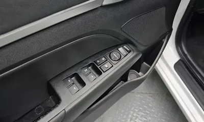 Hyundai Avante 2019, 153290 км, за 7500000 KRW - фото 14