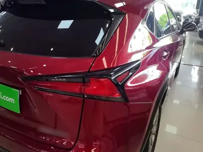 Lexus NX 2018, 102700 км, за 109800 CNY - фото 8