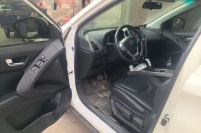 Luxgen U6 SUV 2015, 53900 км, за 20451.91 CNY - фото 17