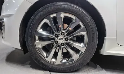 Kia Canival 2016, 177732 км, за 8900000 KRW - фото 5