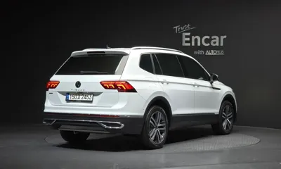 Volkswagen Tiguan 2022, 98196 км, за 26000000 KRW - фото 2