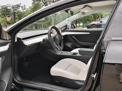 Tesla Model 3 2022, 70000 км, за 129800 CNY - фото 7