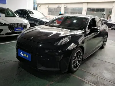 Lynk & Co 03 · 2022 год