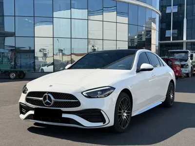 Mercedes-Benz C-Class 2024, 14000 км, за 196000 CNY