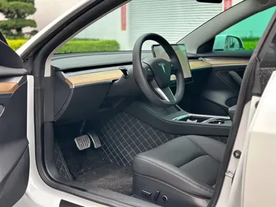 Tesla Model 3 2021, 99000 км, за 109800 CNY - фото 12