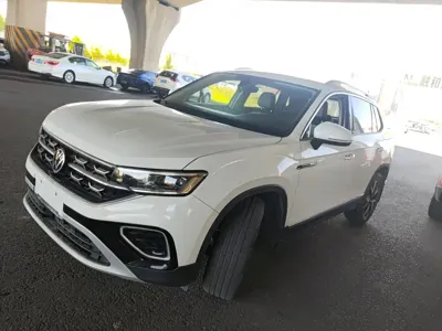 Volkswagen Tayron · 2023 год