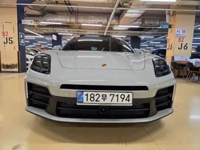 Porsche Panamera 2025, 3800 км, за 182000000 KRW