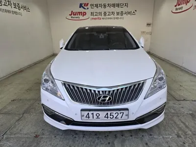 Hyundai Grandeur · 2015 год