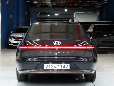 Hyundai Grandeur 2023, 14093 км, за 29800000 KRW