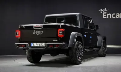 Jeep Gladiator 2021, 57570 км, за 99990000 KRW - фото 2