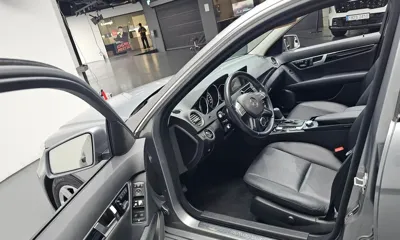 Mercedes-Benz C-Class 2013, 76218 км, за 6900000 KRW - фото 10