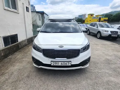 Kia Canival 2015, 143144 км, за 11400000 KRW