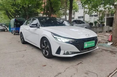 Hyundai Elantra 2021, 62800 км, за 65158.54 CNY - фото 3