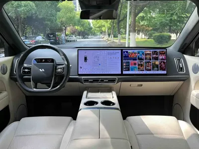 Li Auto Li L6 2024, 27000 км, за 179000 CNY