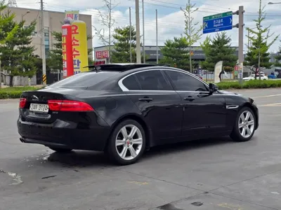 Jaguar XE 2017, 69000 км, за 9500000 KRW