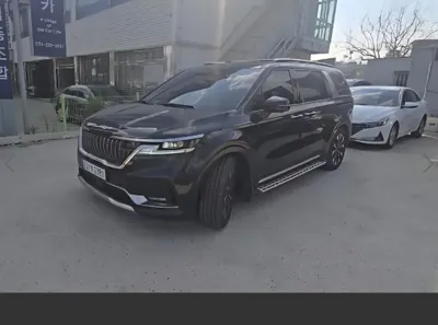 Kia Canival 2021, 76100 км, за 23690000 KRW