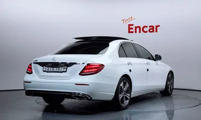 Mercedes-Benz E-Class 2019, 95562 км, за 23190000 KRW - фото 2