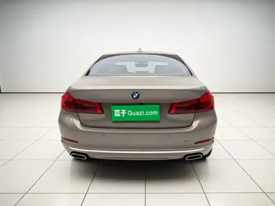BMW 5 Series 2018, 100600 км, за 117200 CNY