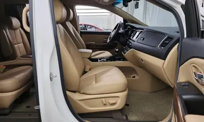 Kia Canival 2018, 148648 км, за 15000000 KRW - фото 11