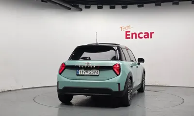 MINI Cooper 2025, 3491 км, за 35500000 KRW