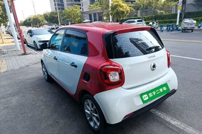 Smart Forfour 2016, 49000 км, за 55813.71 CNY