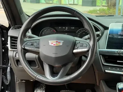 Cadillac CT5 2021, 90000 км, за 115800 CNY - фото 31