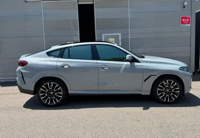 BMW X6 2024, 30000 км, за 111850000 KRW