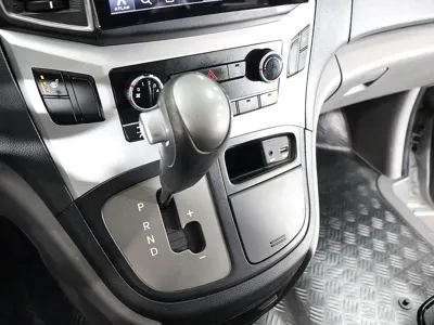 Hyundai Starex 2018, 145734 км, за 8900000 KRW - фото 9