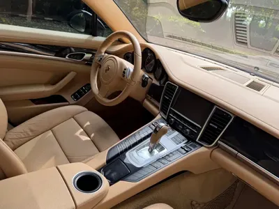 Porsche Panamera 2015, 60000 км, за 228000 CNY - фото 9