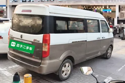 Jinbei New Hiace X30L 2016, 96300 км, за 19047.79 CNY - фото 6