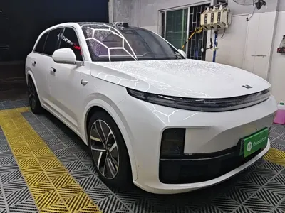 Li Auto Li L7 2024, 40800 км, за 223200 CNY