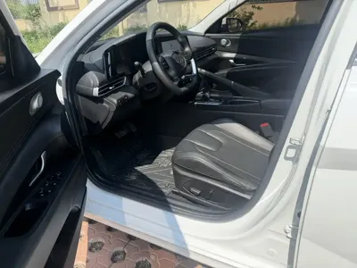 Hyundai Elantra 2022, 34000 км, за 91800 CNY - фото 11