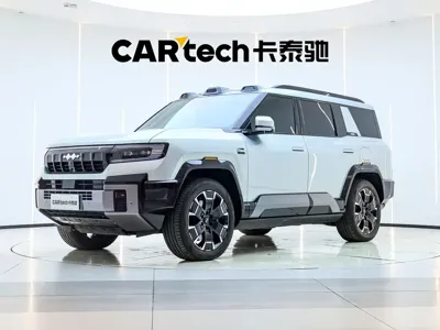 Fang Cheng Bao Leopard 8 2025, 13400 км, за 335000 CNY
