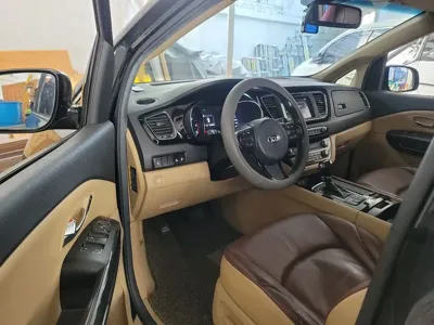 Kia Canival 2015, 123906 км, за 9500000 KRW - фото 14