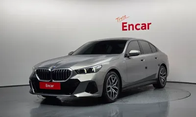 BMW 5-Series · 2025 год