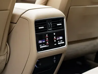 Porsche Cayenne 2022, 38000 км, за 483000 CNY - фото 12