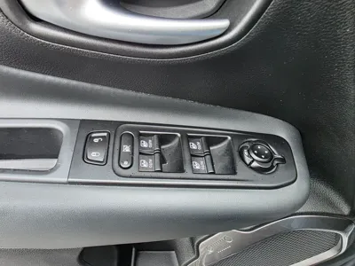 Jeep Renegade 2021, 32461 км, за 16200000 KRW - фото 15