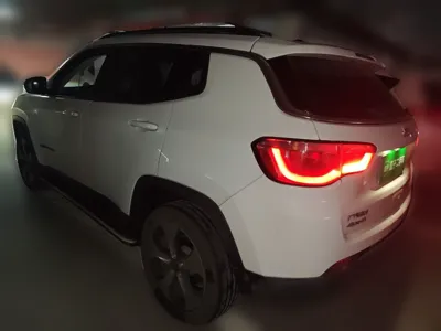 Jeep Compass 2017, 89300 км, за 51705.35 CNY